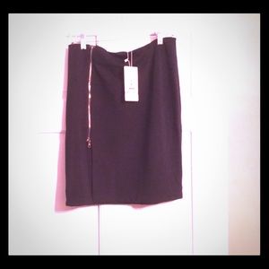Cute black skirt. NWT